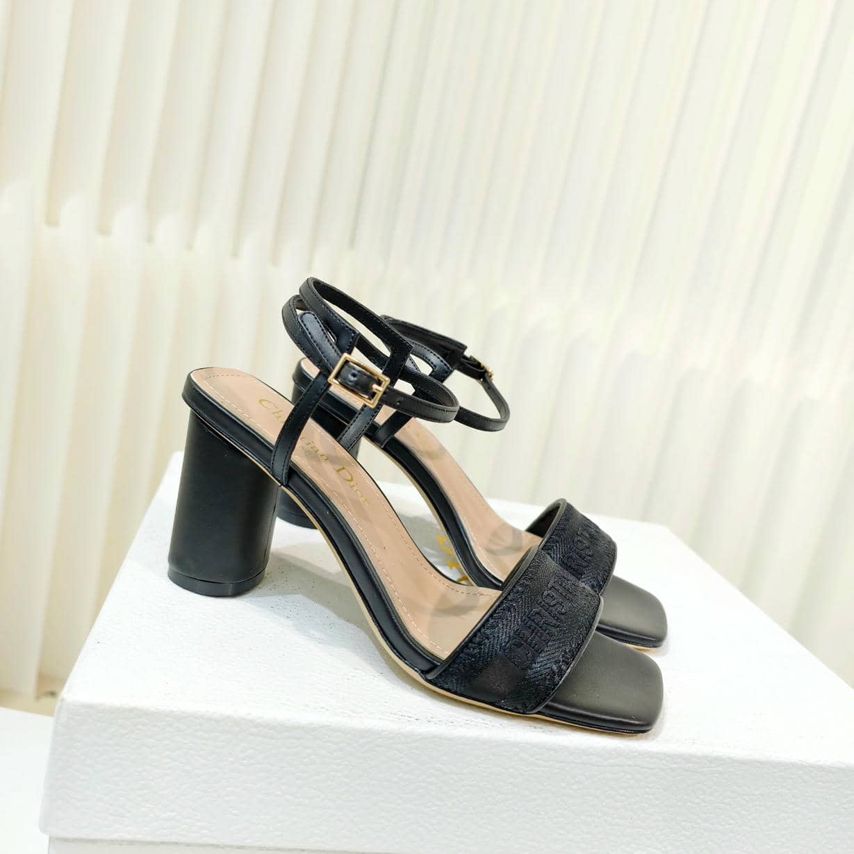 Dior Dway Embroidered Heeled Sandals 8cm 10cm-3
